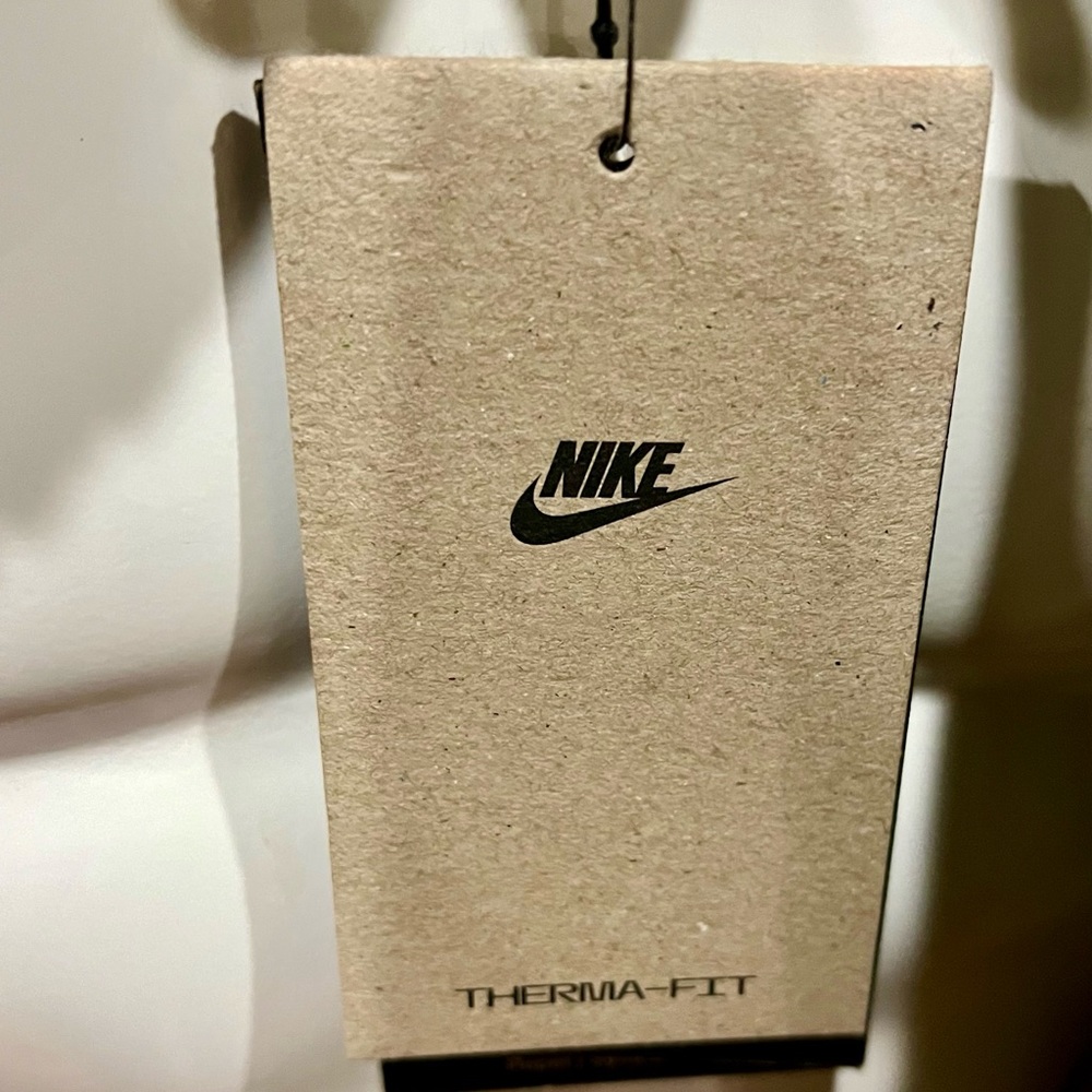 NEW NIKE PUFFER THERMA-FIT JACKET WITH HOODIE - Picture 7 of 8